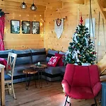 Pod Stara Podkowa Komfortowy Z Kominkiem Ferienhaus