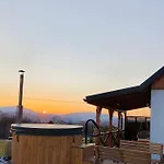 Ferienhaus Pod Stara Podkowa Komfortowy Z Kominkiem