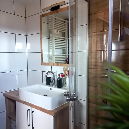 Pod Stara Podkowa Komfortowy Z Kominkiem Nyaraló Limanowa